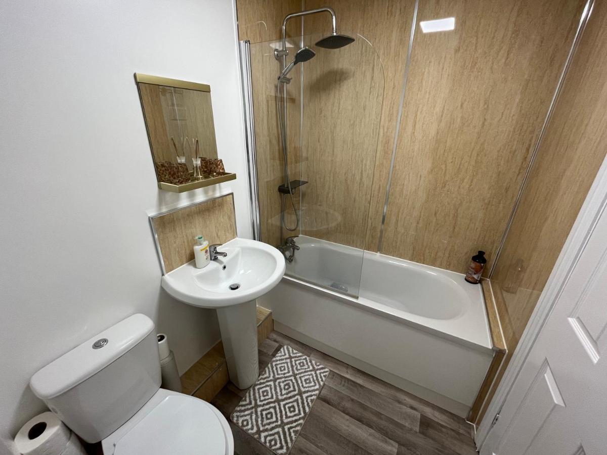 York Centre 2 Bedroom Renovated Flat, 8 Escrick Street ภายนอก รูปภาพ